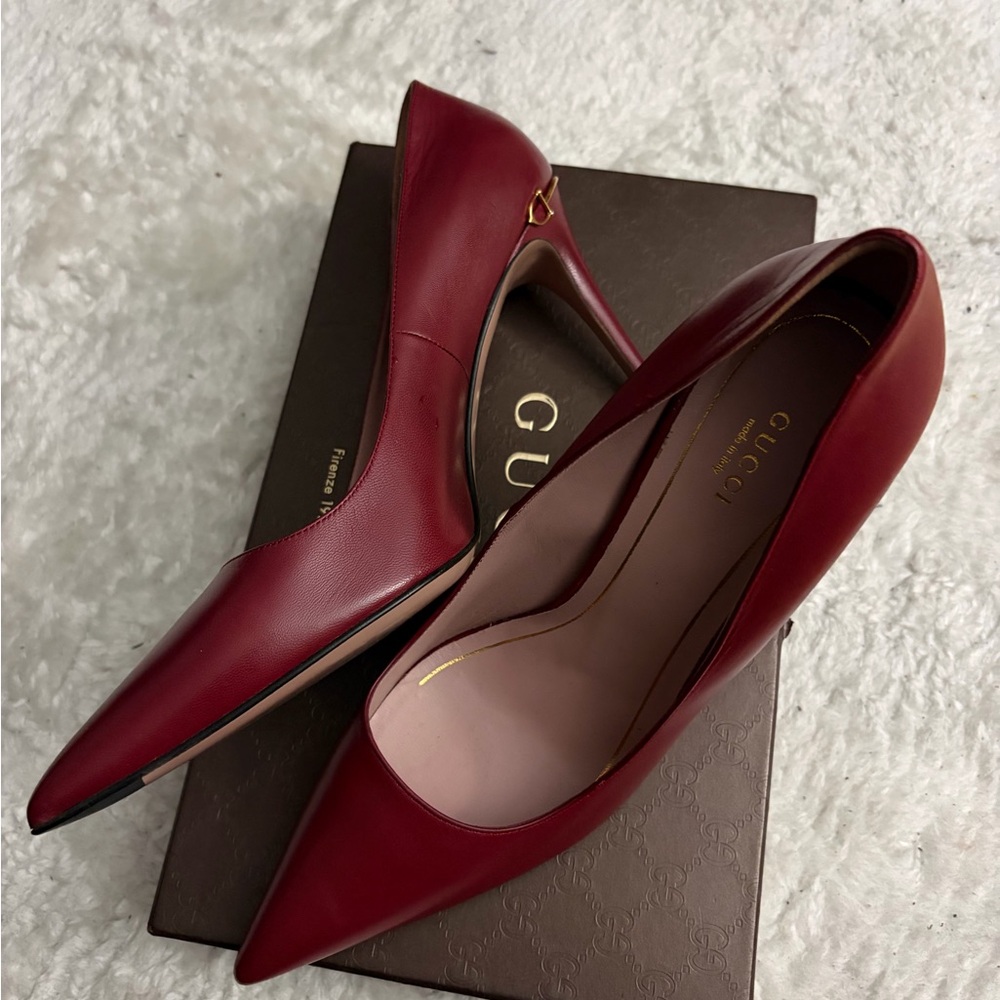 Gucci Women's Burgundy Leather Heels